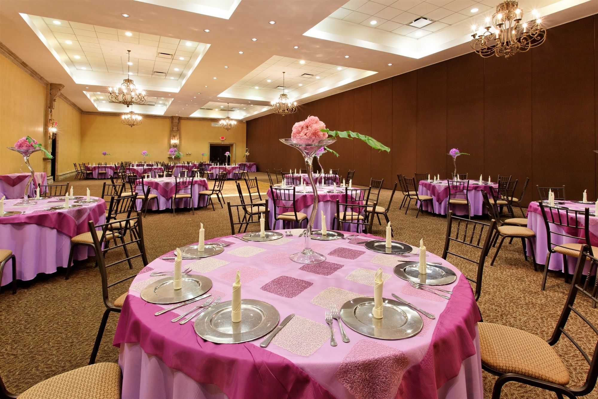 Holiday Inn Reynosa Zona Dorada Restoran gambar